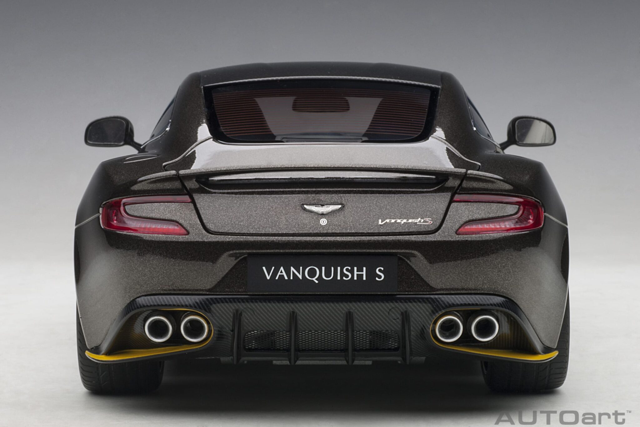Aston Martin Vanquish - Slika 7