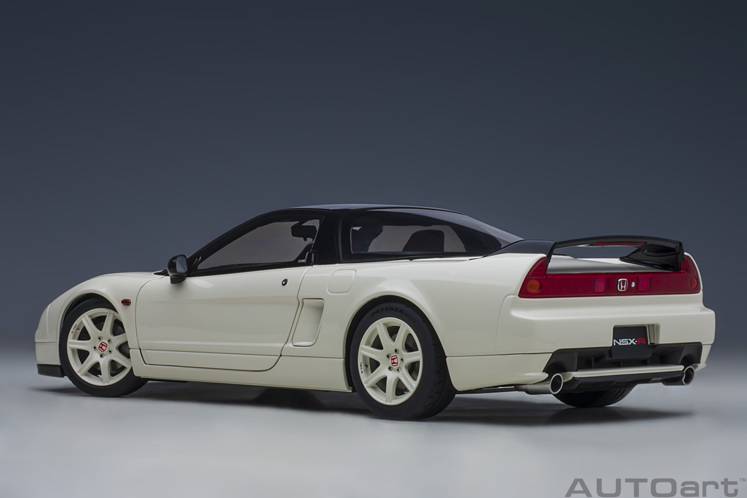 HONDA NSX-R (NA2) - Slika 3