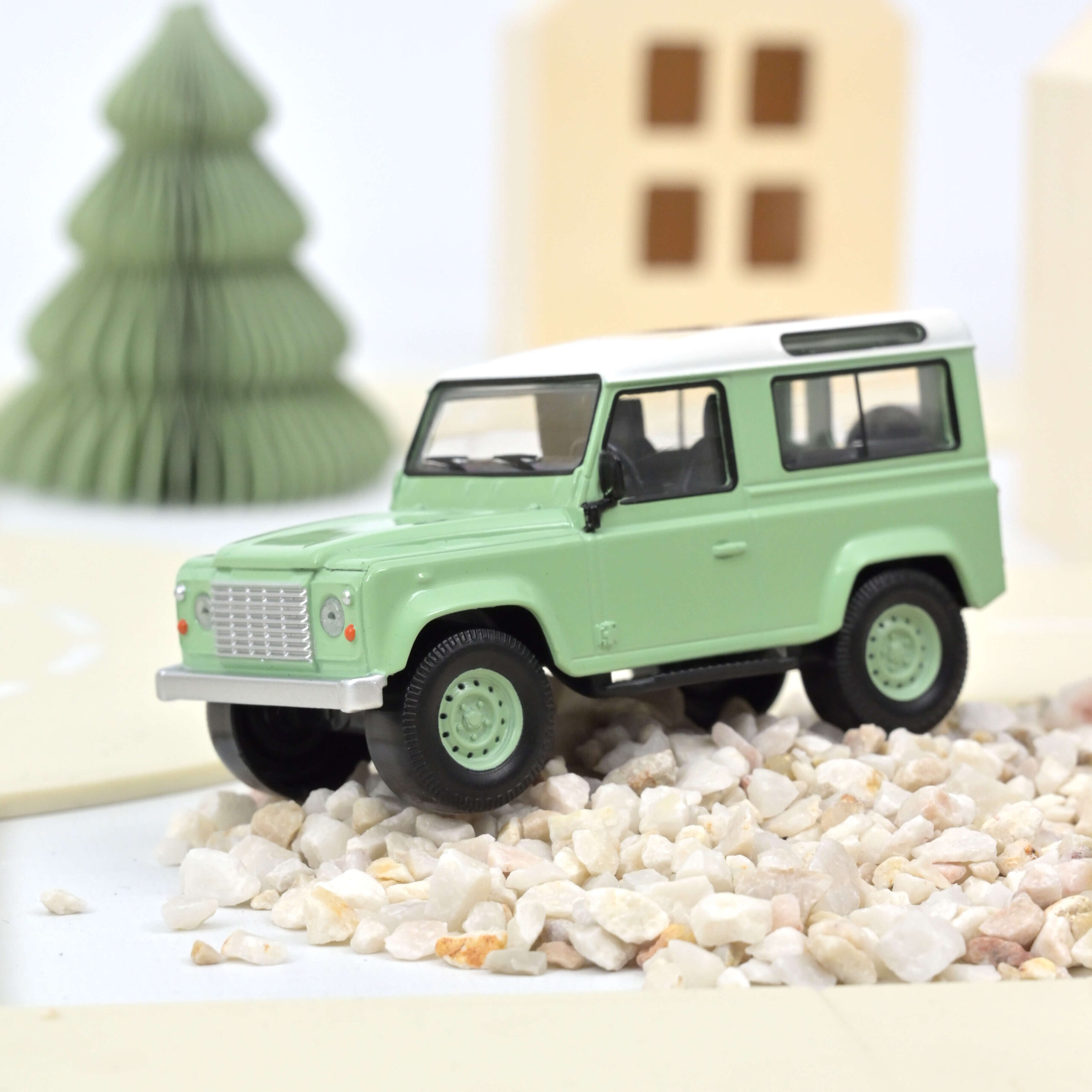 Land Rover Defender 1995 - Green & White - Slika 2