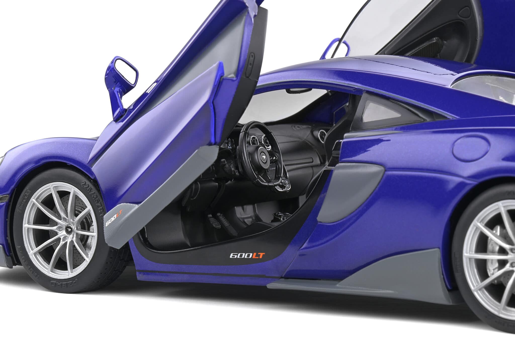 MCLAREN 600LT -LANTANA PURPLE-2018 - Slika 4