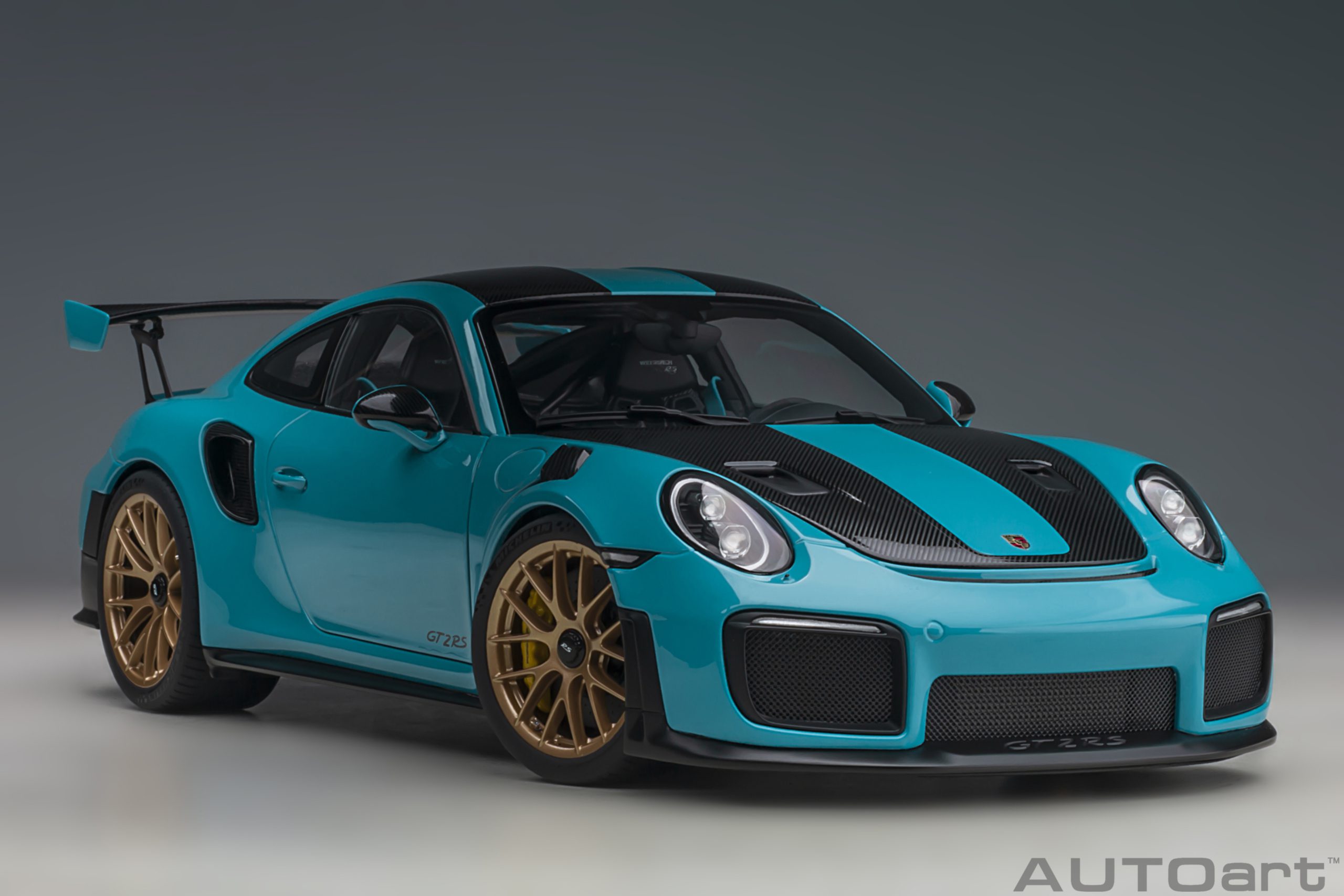 Porsche 911 (991.2) GT2RS 2017 Weissach Package (miami blue) Magnesium alloy wheels Satin White Gold Metallic - Slika 14