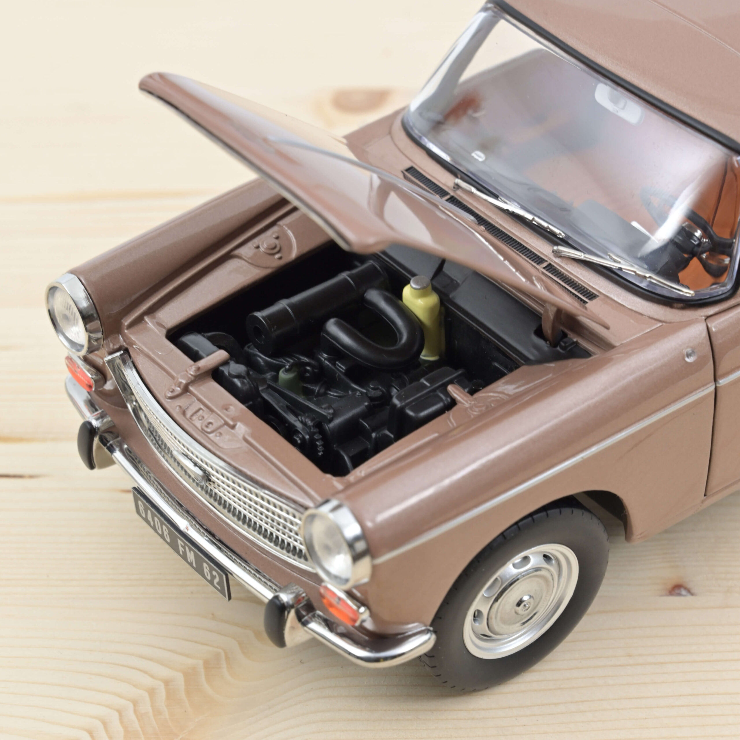 Peugeot 404 1965 Brown metallic with Caravan Hénon - Slika 10