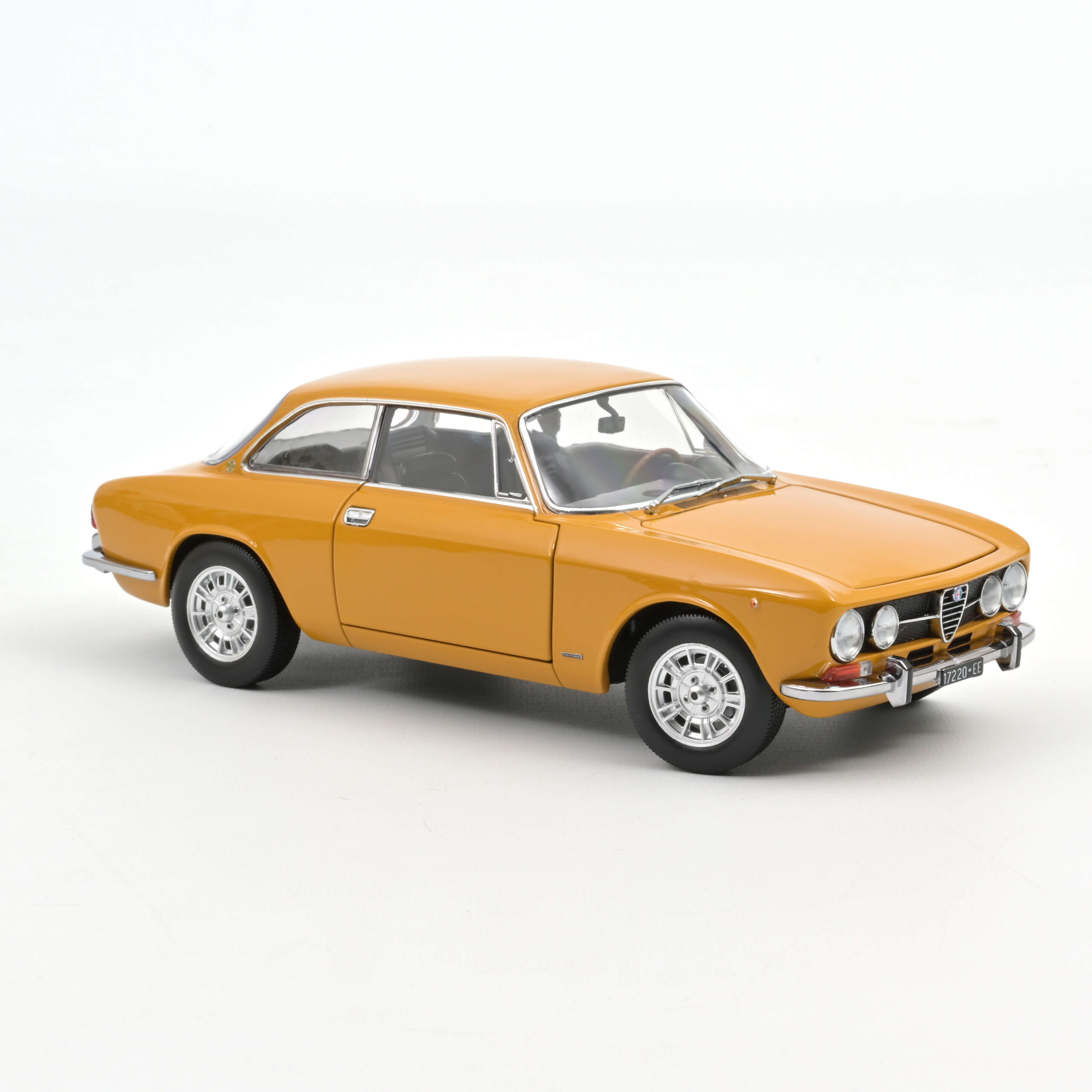 Alfa Romeo 1750 GTV 1970 - Yellow
