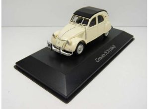 Citroen 2CV, white/black 1960