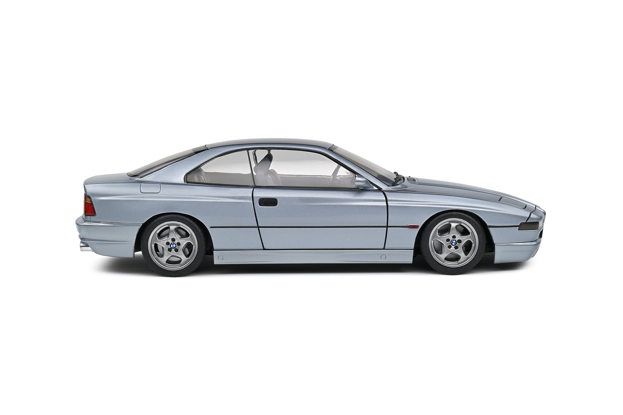 BMW 850 (E31) CSI ARKTISSILBER MET 1992 - Slika 5