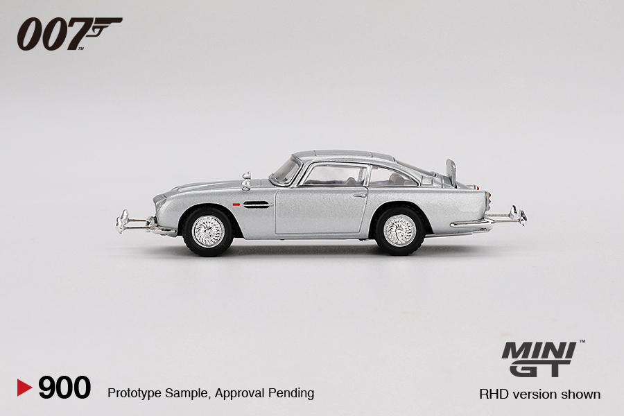 ASTON MARTIN DB5 GOLDFINGER ENGLISH BLISTER PACKAGING 1965 - Slika 2