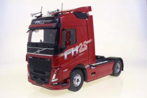 VOLVO TRUCKS FH GLOBETROTTER XL 25 YEARS EDITION RED