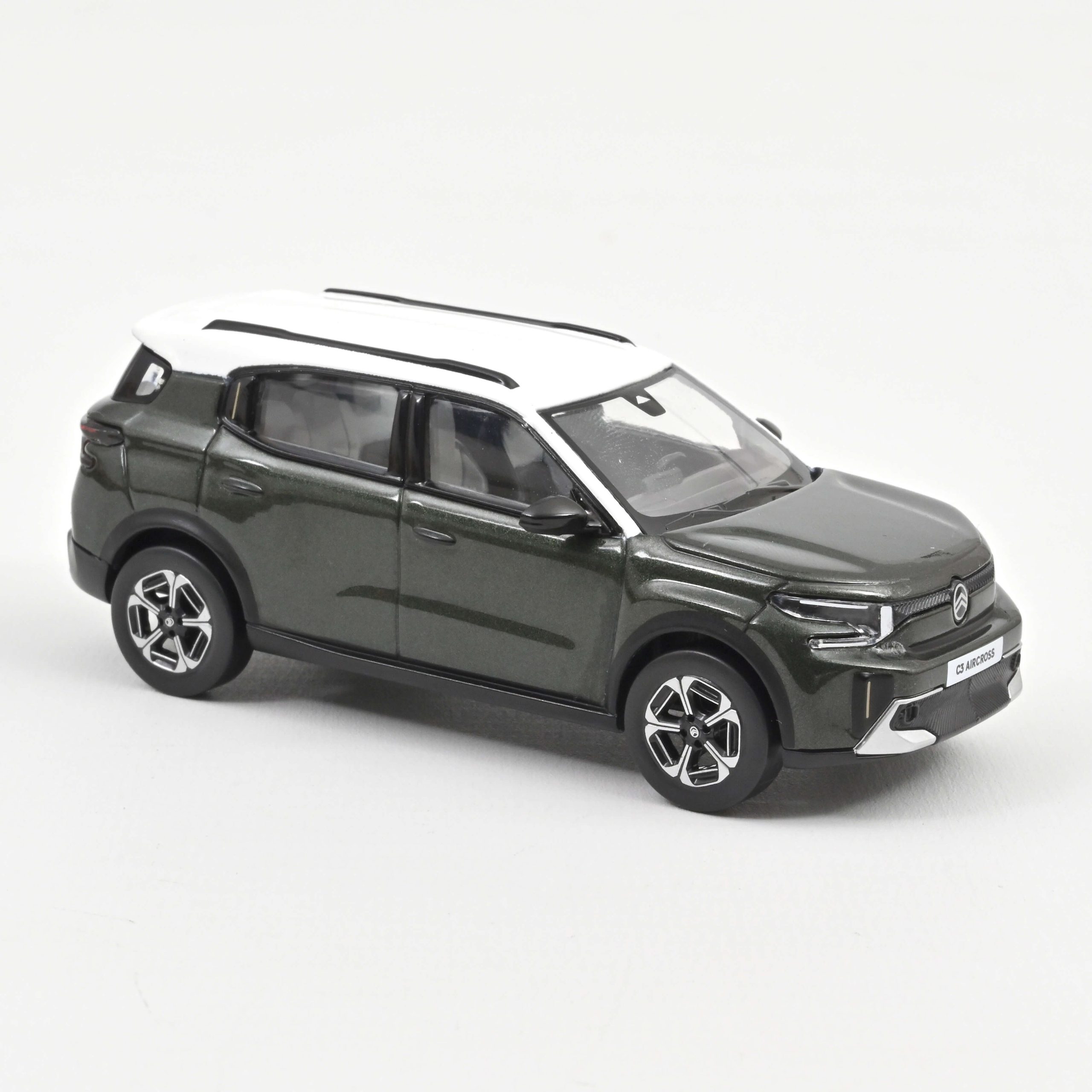 Citroën C3 Aircross 2025 Montana Green and White roof - Slika 2