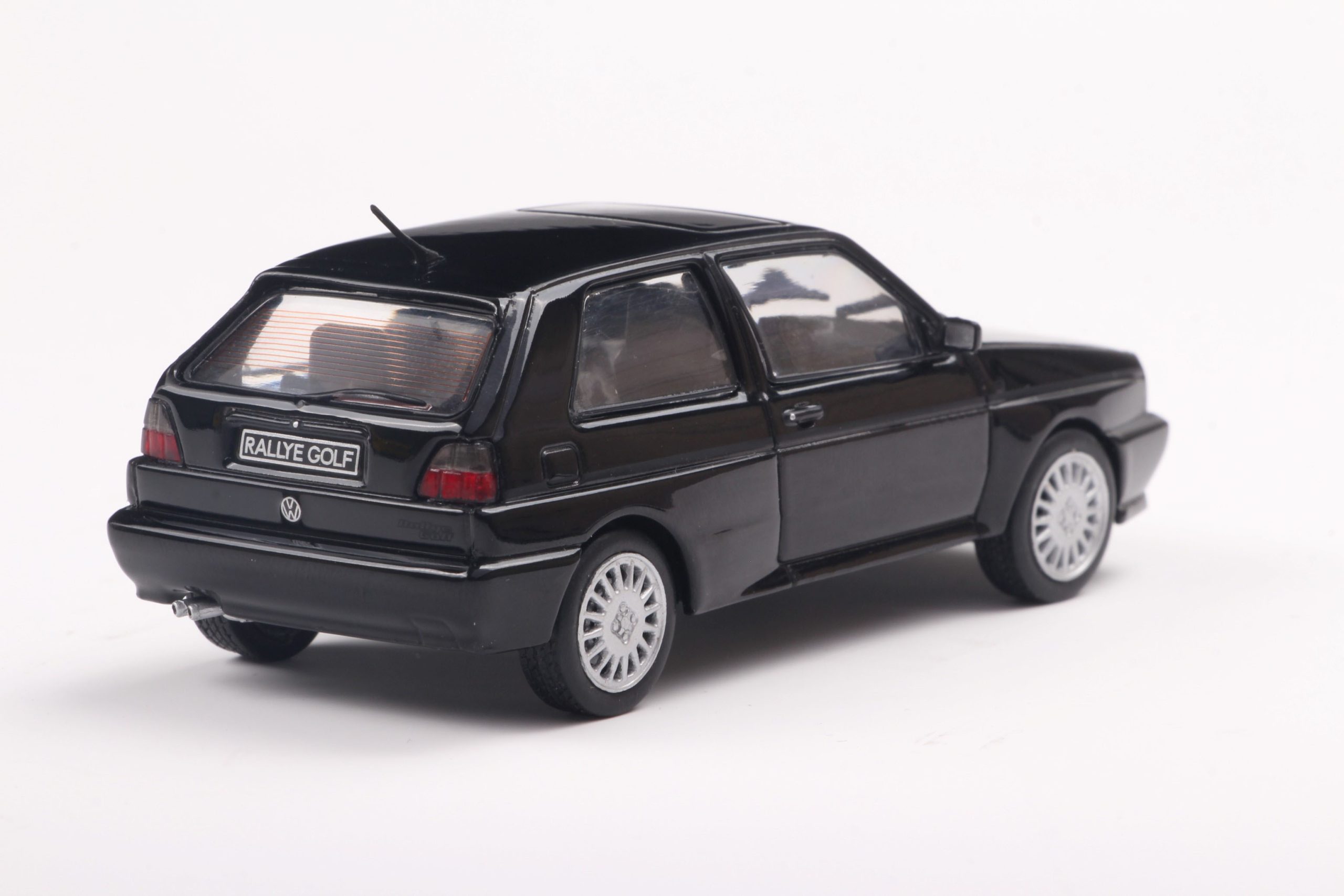 VOLKSWAGEN GOLF RALLY BLACK 1989 - Slika 2