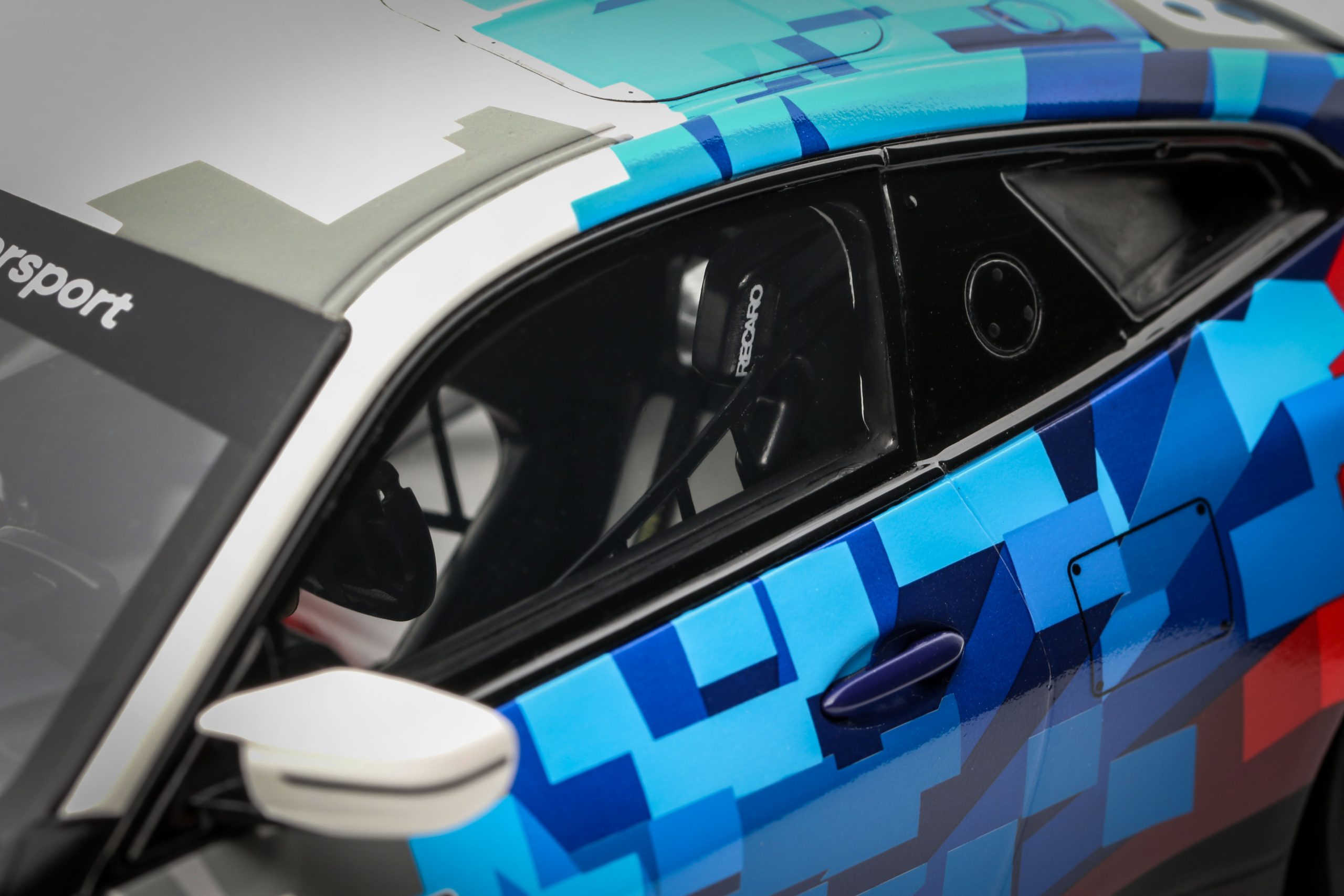 BMW M4 GT4 EVO 3.0L TURBO N 1 WHITE 2024 - Slika 2