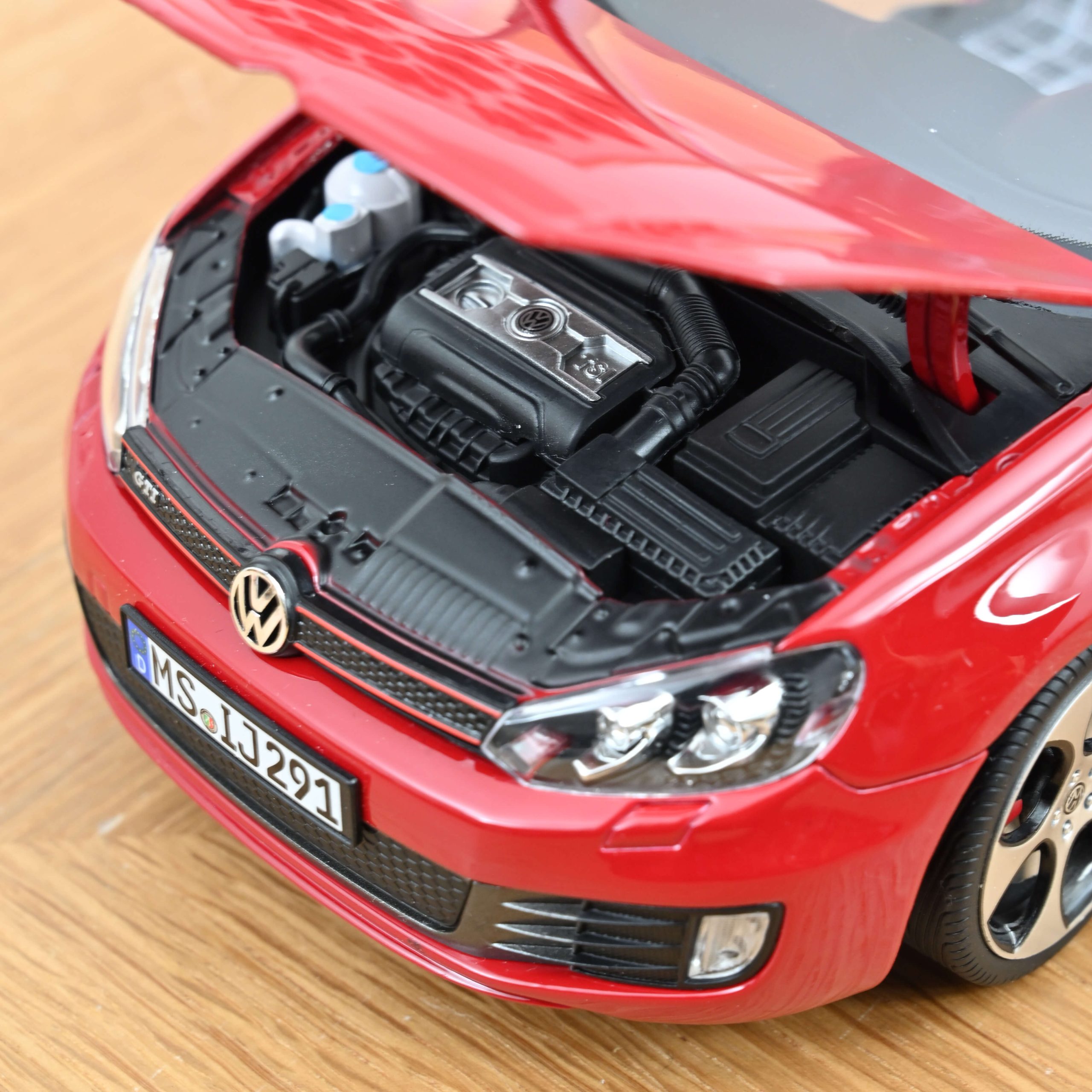 VW Golf GTI VI 2009 Tornado Red - Slika 4