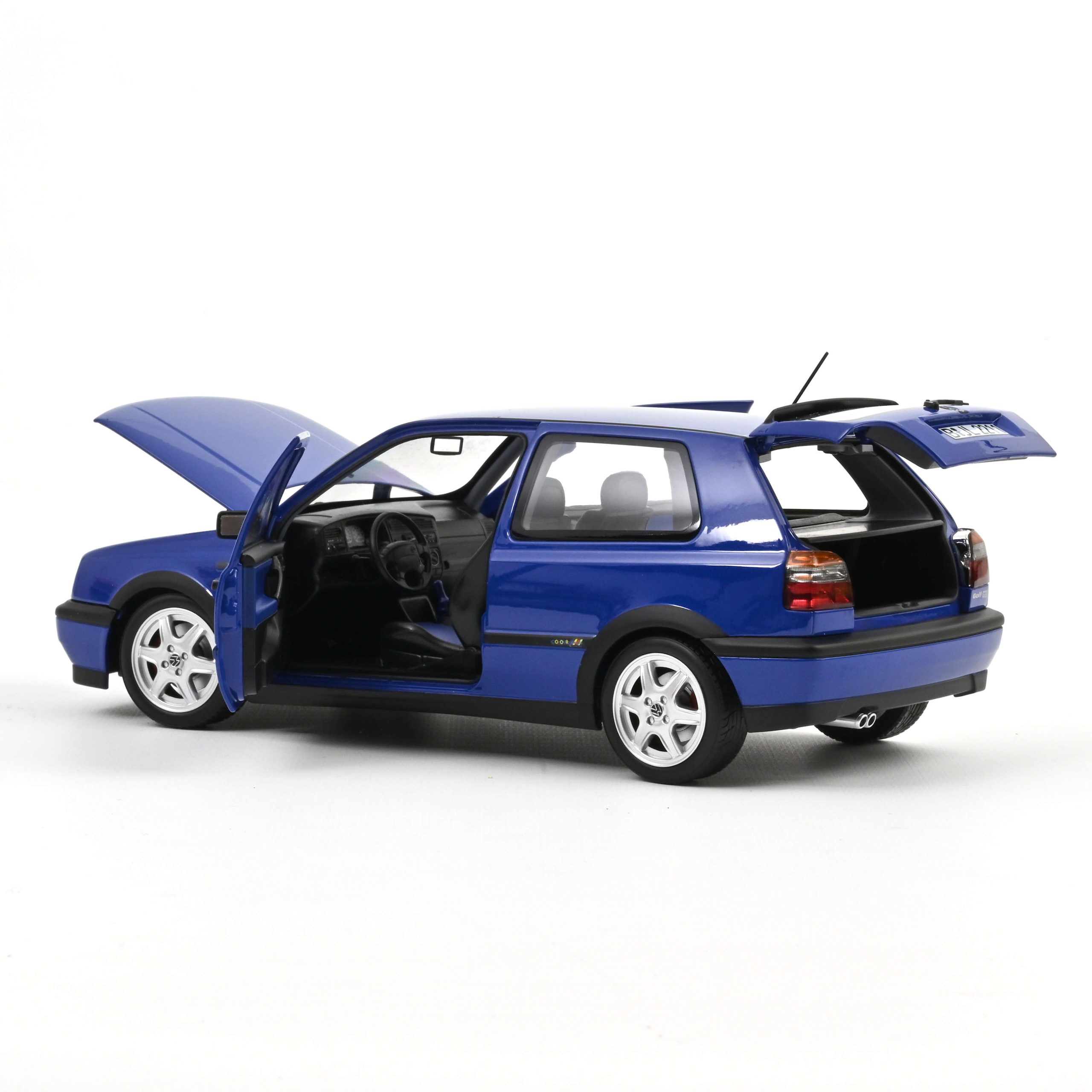 VW Golf III GTI Color Concept 1994 Jazz Blue - Slika 2