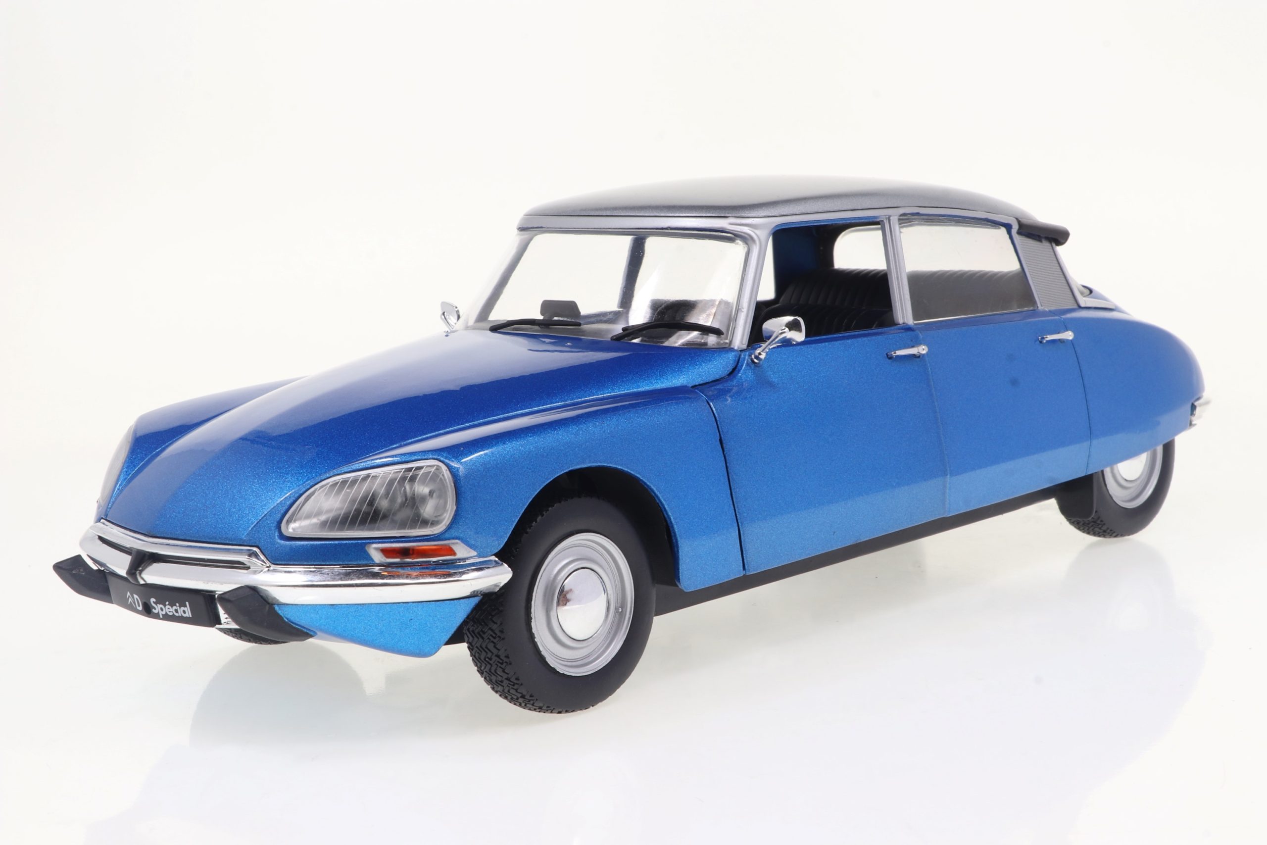 CITROËN D SPECIAL BLEU DELTA 1972