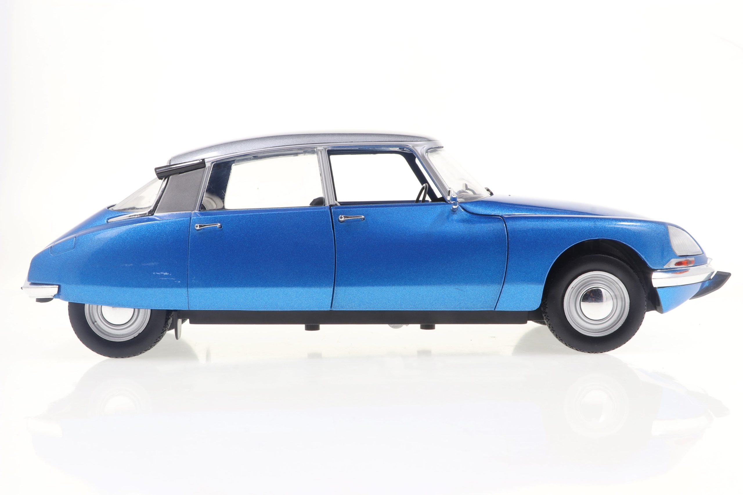 CITROËN D SPECIAL BLEU DELTA 1972 - Slika 4
